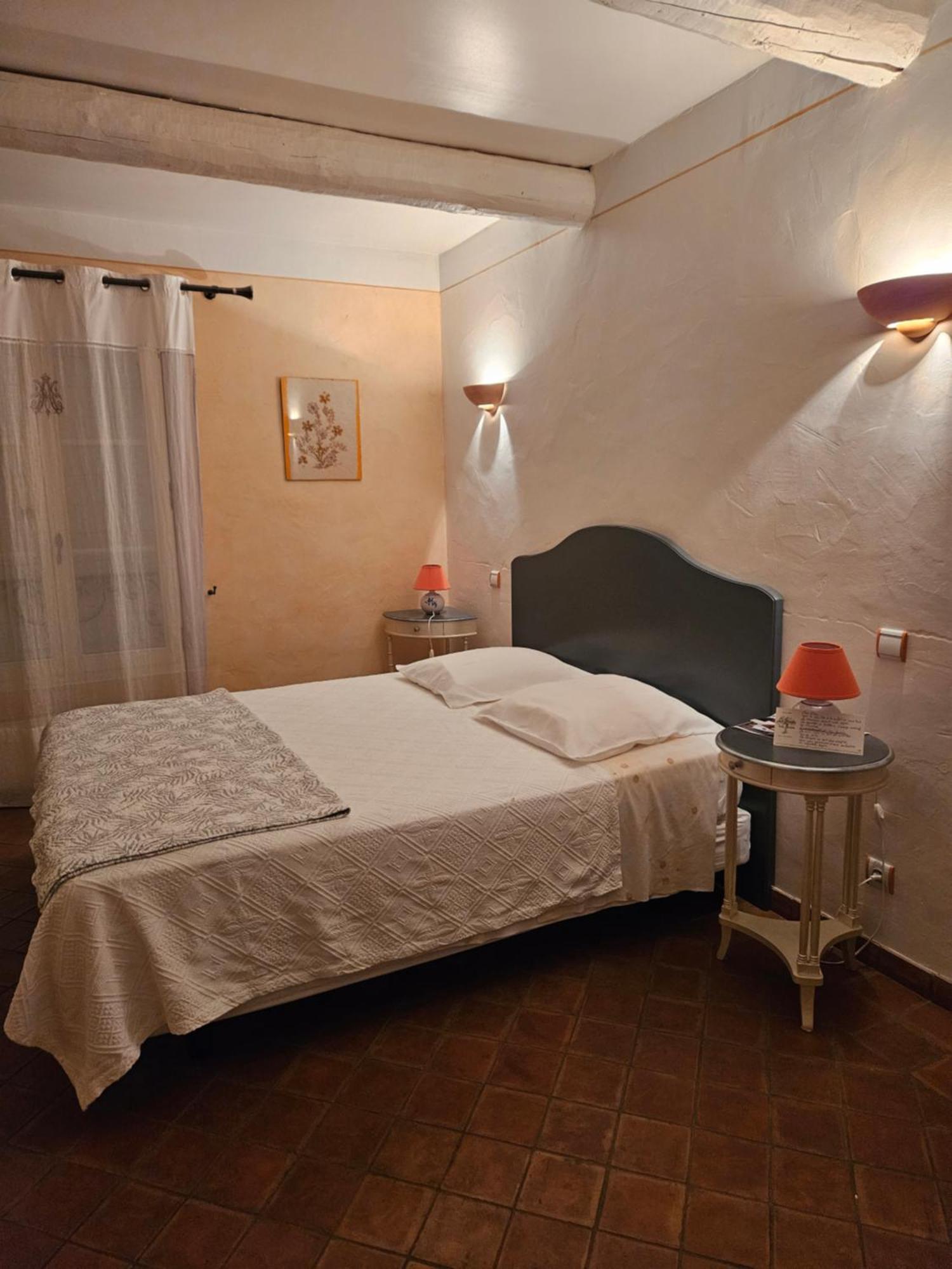 Bastide Des Oliviers Bed & Breakfast Moustiers-Sainte-Marie Exterior photo